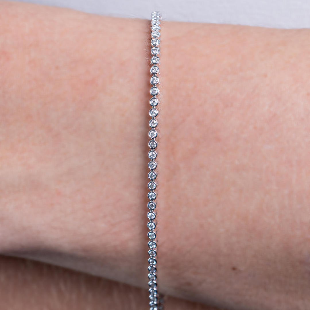 Tennis Bracelet Bezelset 1CT