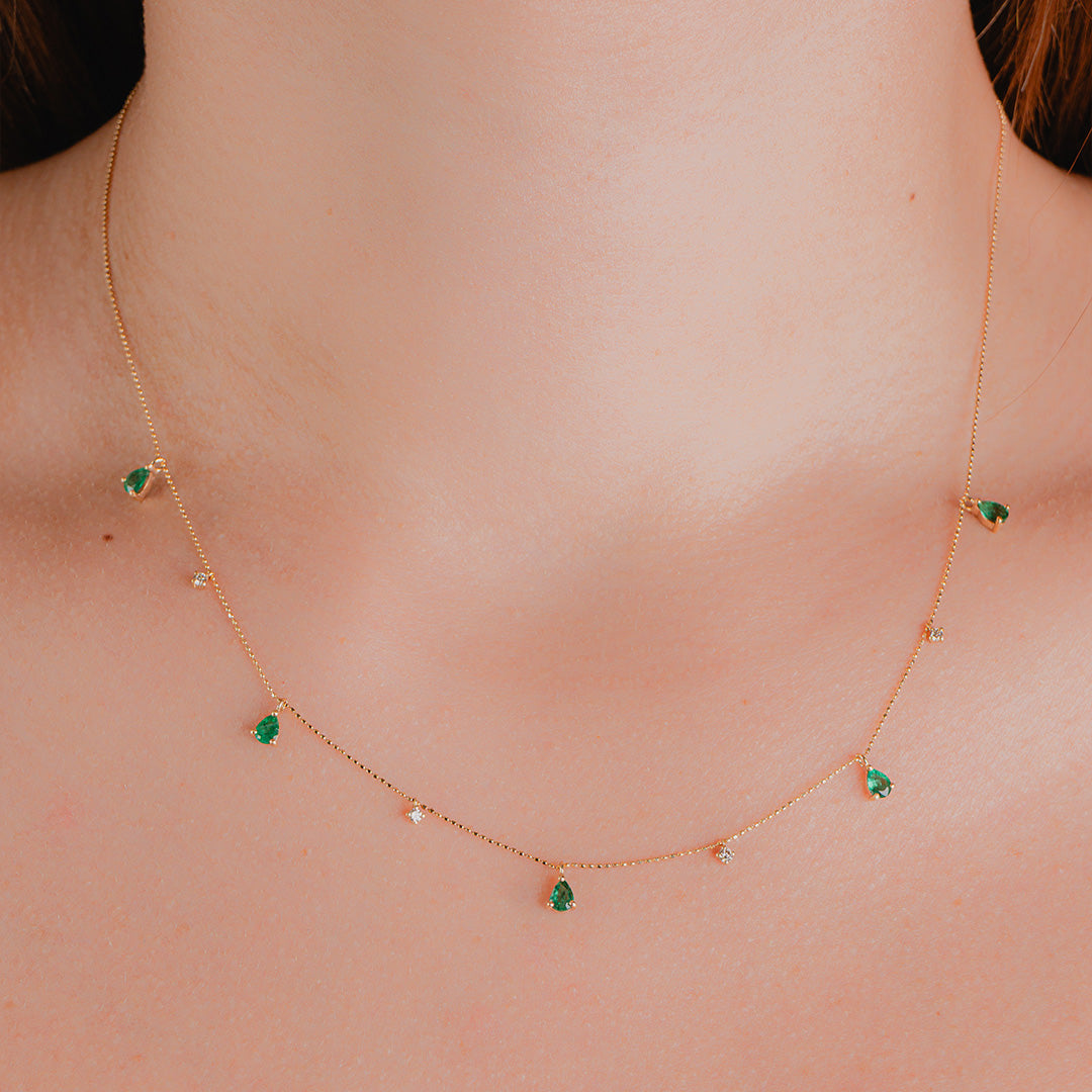 Emerald Hanging Gemston Necklace 18K