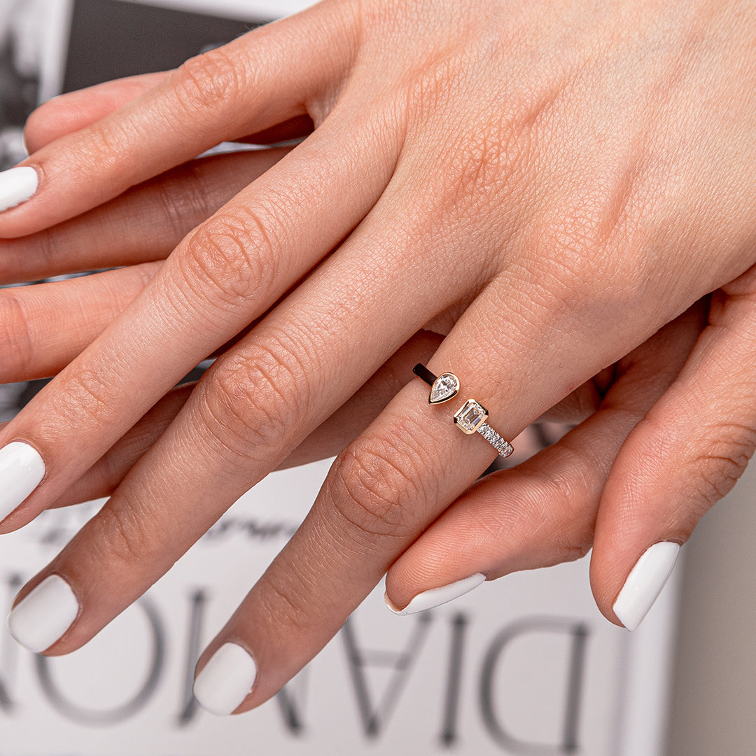 2 Stone Half Black Half Dia 14K