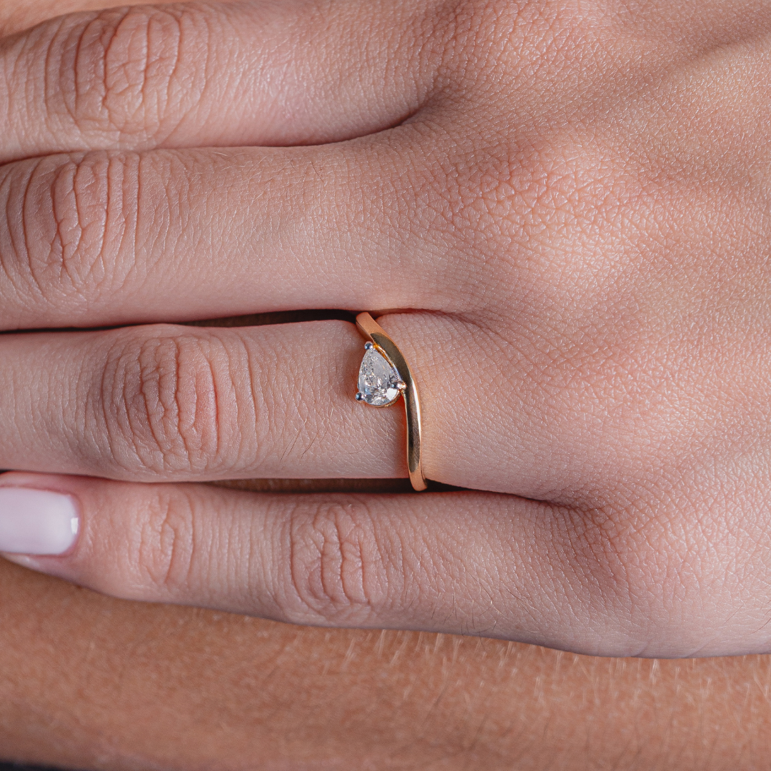 DIAMOND RING 18KYG