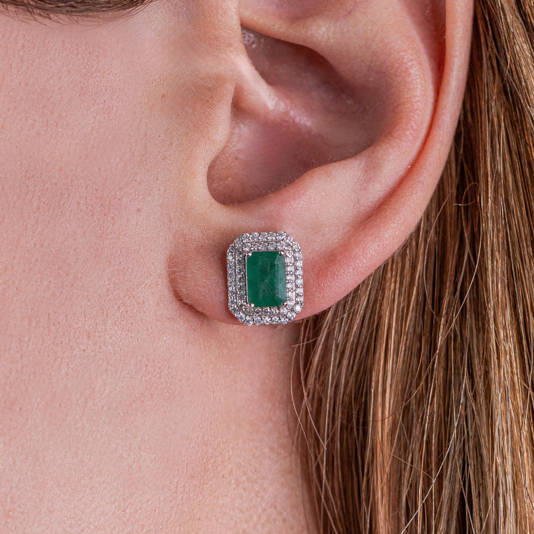 EMERALD STUDS 14KWG