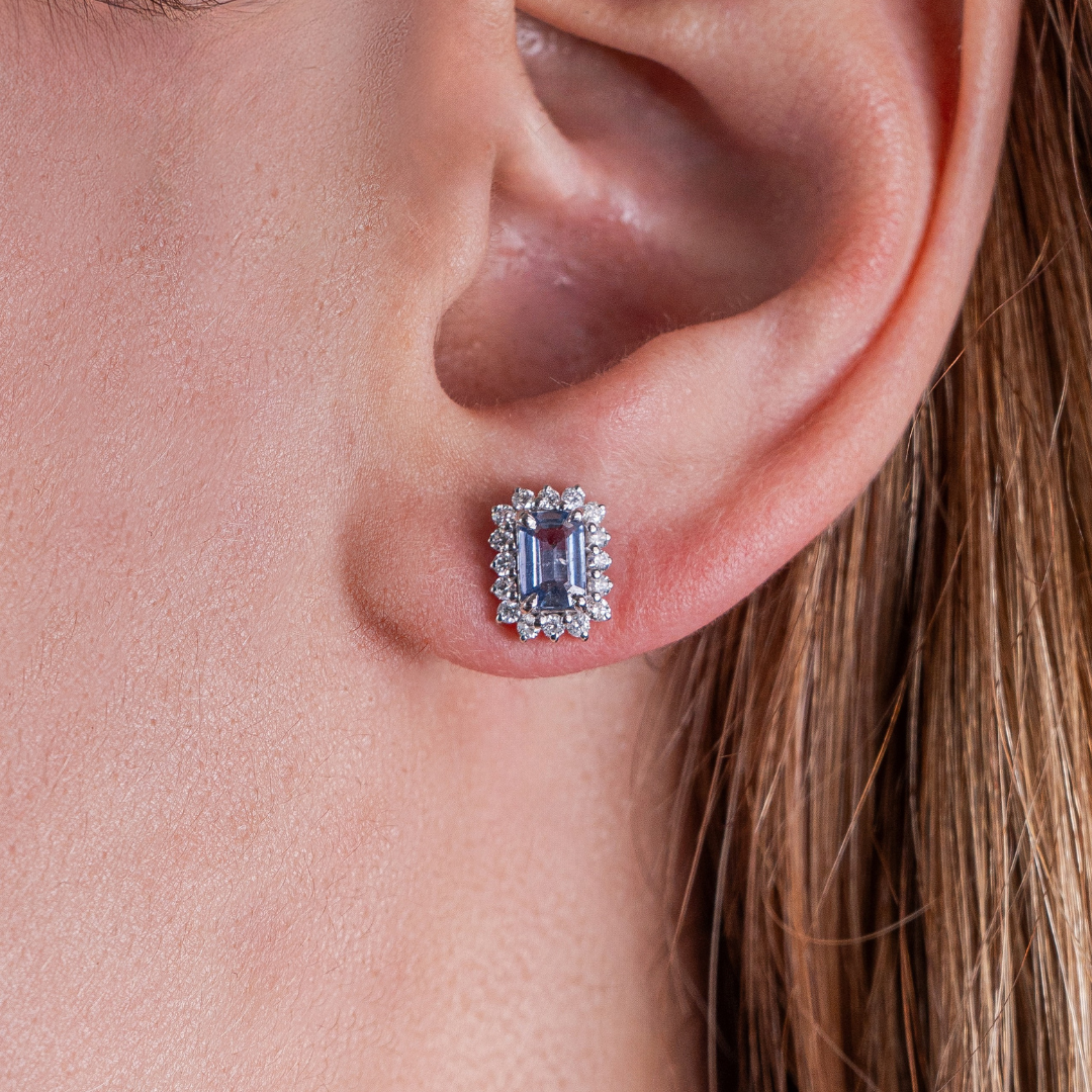 HEATED SAPPHIRE STUDS 14KWG