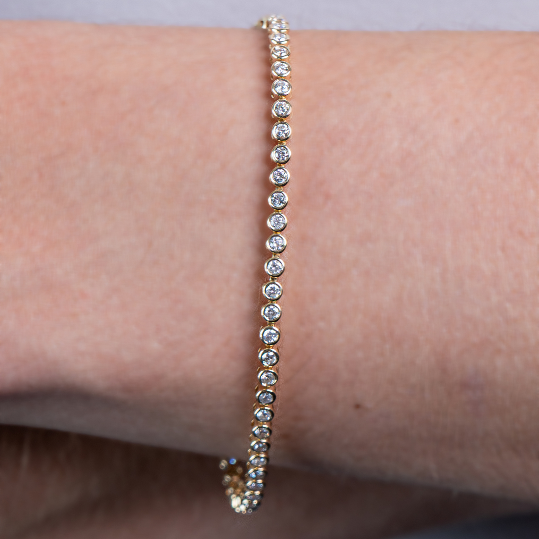 Tennis Bracelet Bezelset 2.10CT