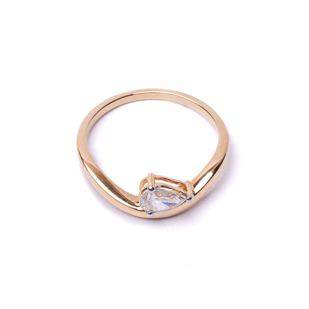 DIAMOND RING 18KYG