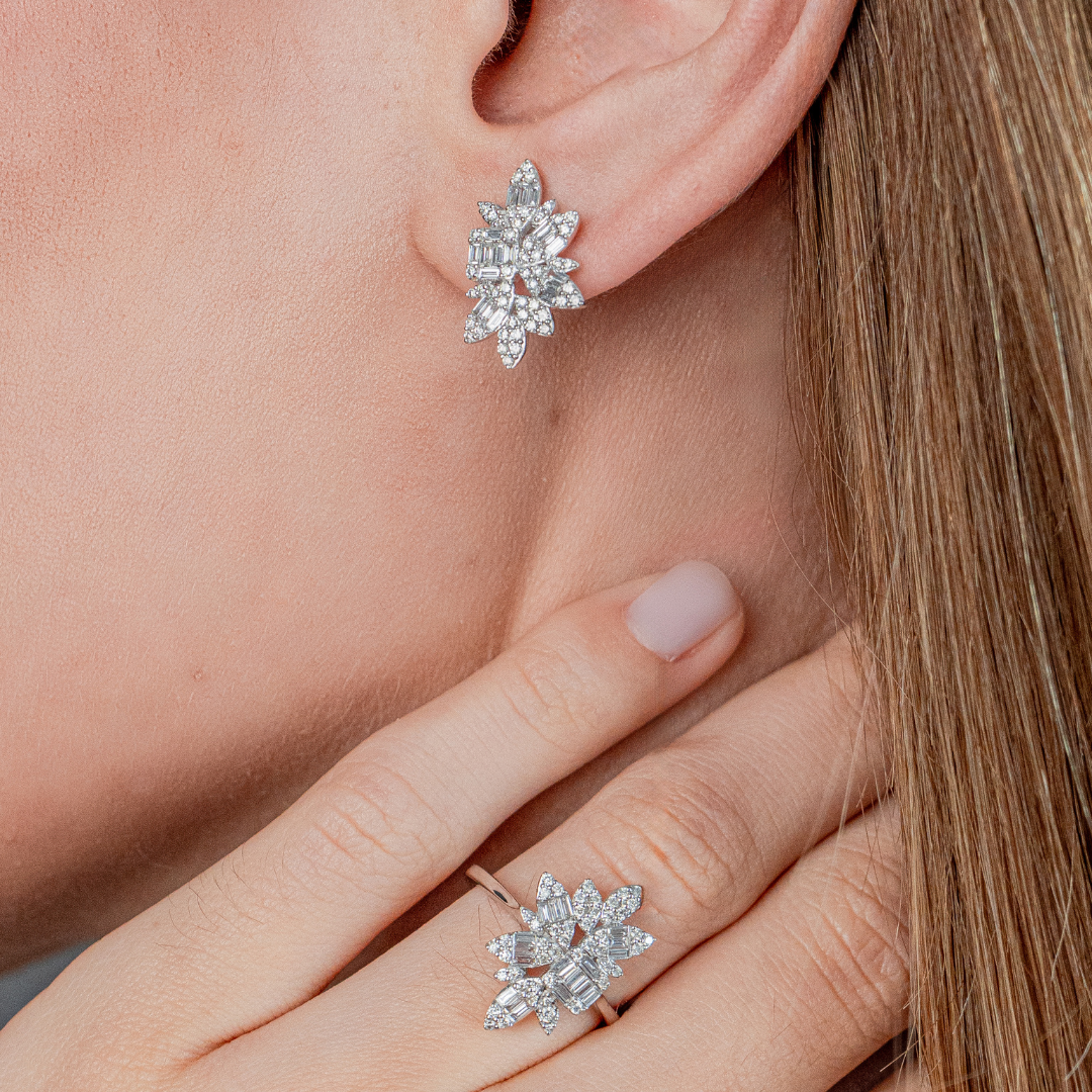 Flower Earrings 18KW