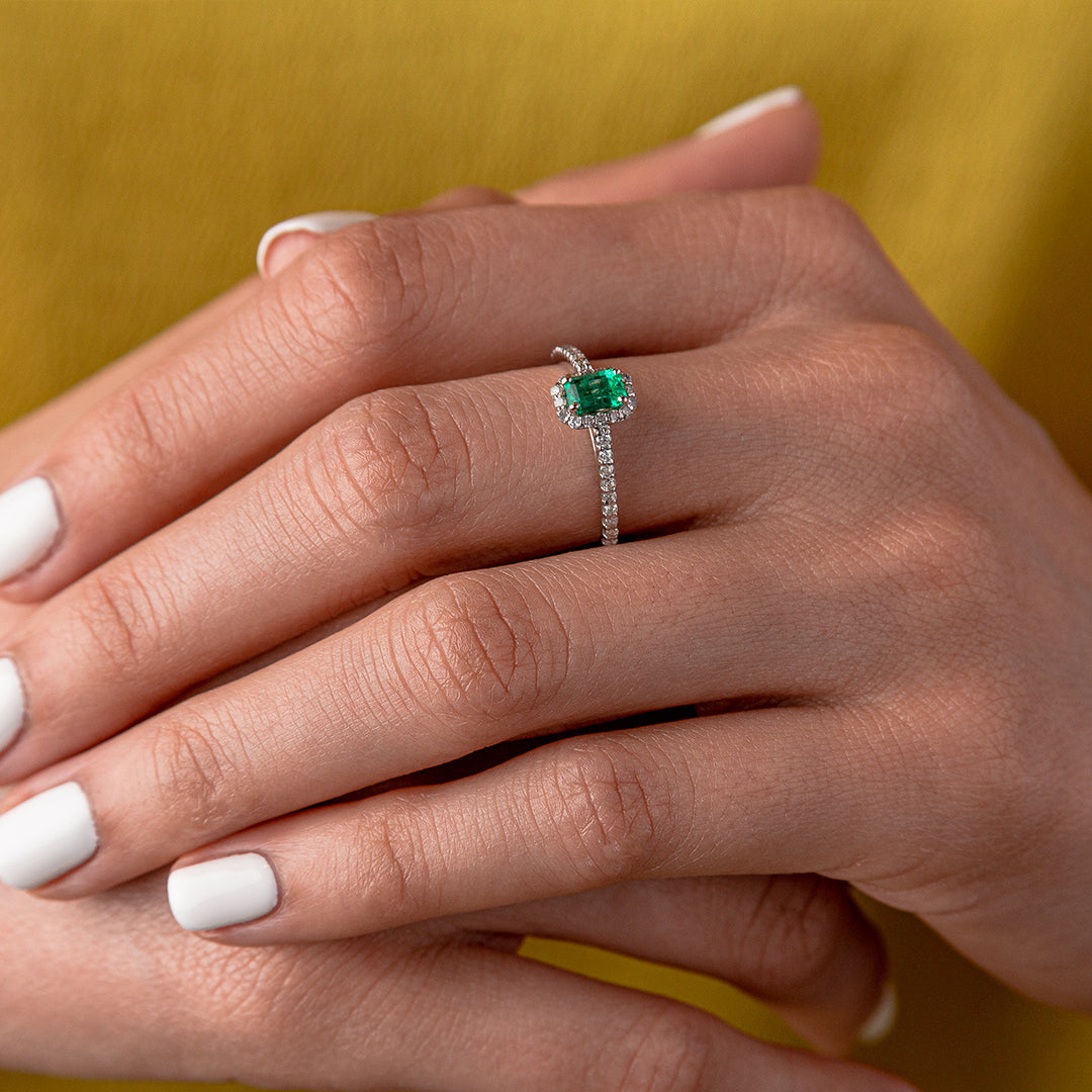 Ring 14KW DIA .40CT Emerald .80CT