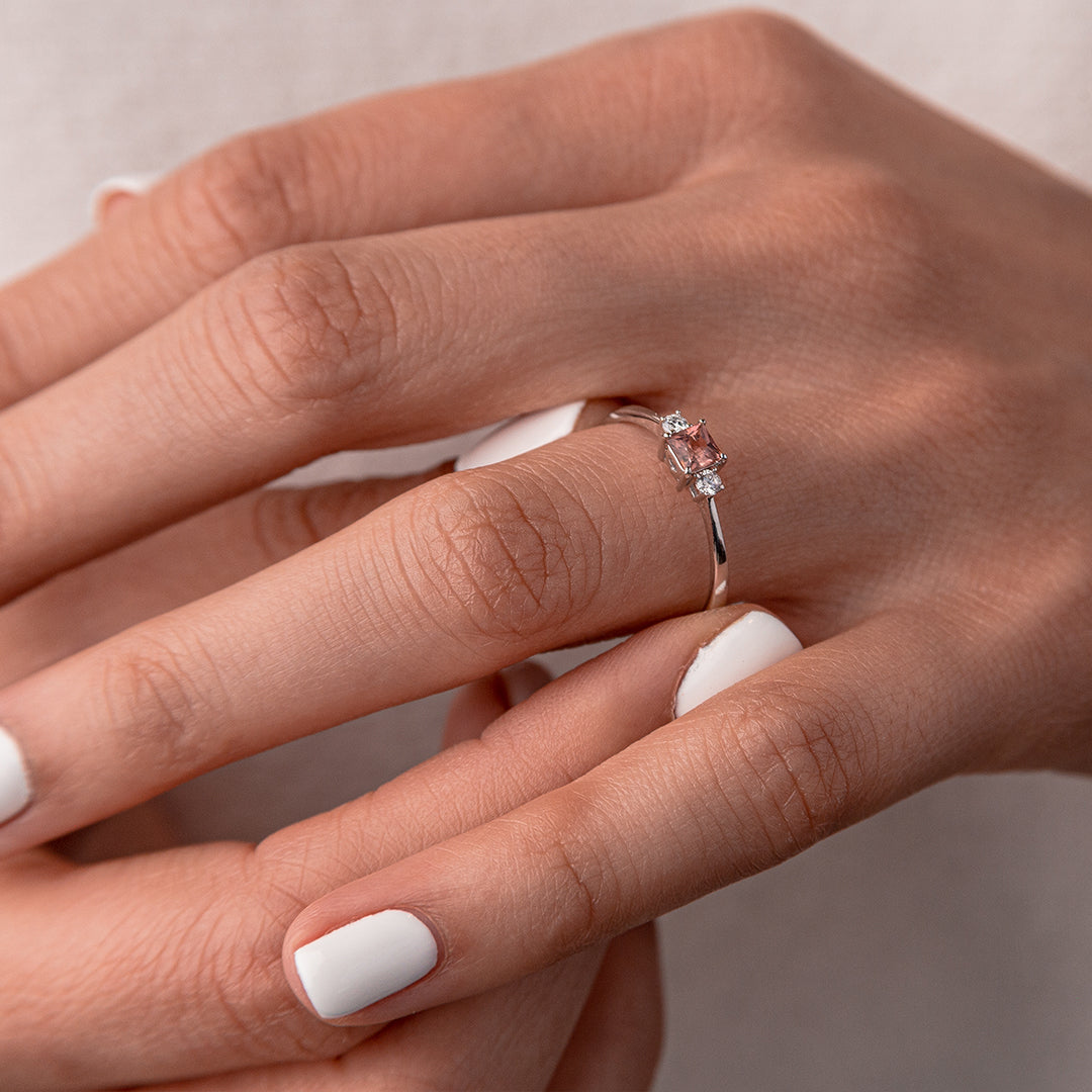 Ring M 1.47g DIA .08CT .18CT